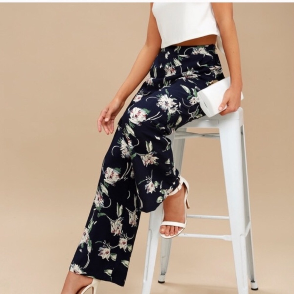 Lulu’s formal maxi pant